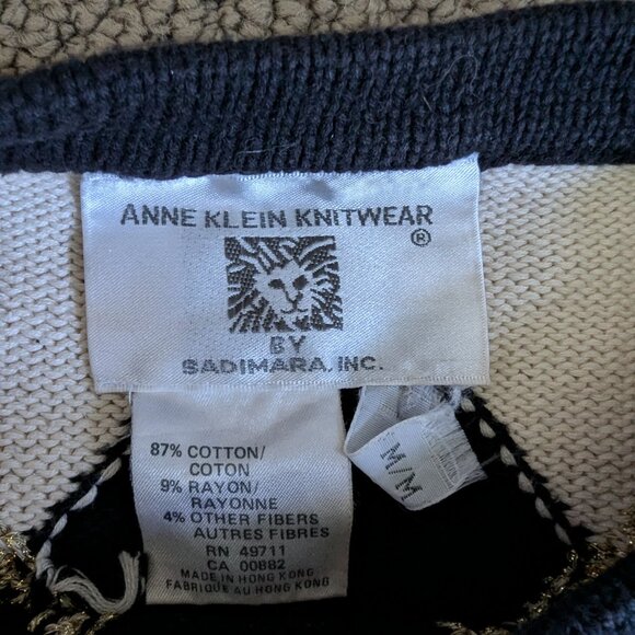 Vintage Argyle Sweater by Anne Klein Knitwear – Black - Cream -Gold, size M - Picture 5 of 5